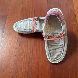 Little Girls Hey Dude Shoes